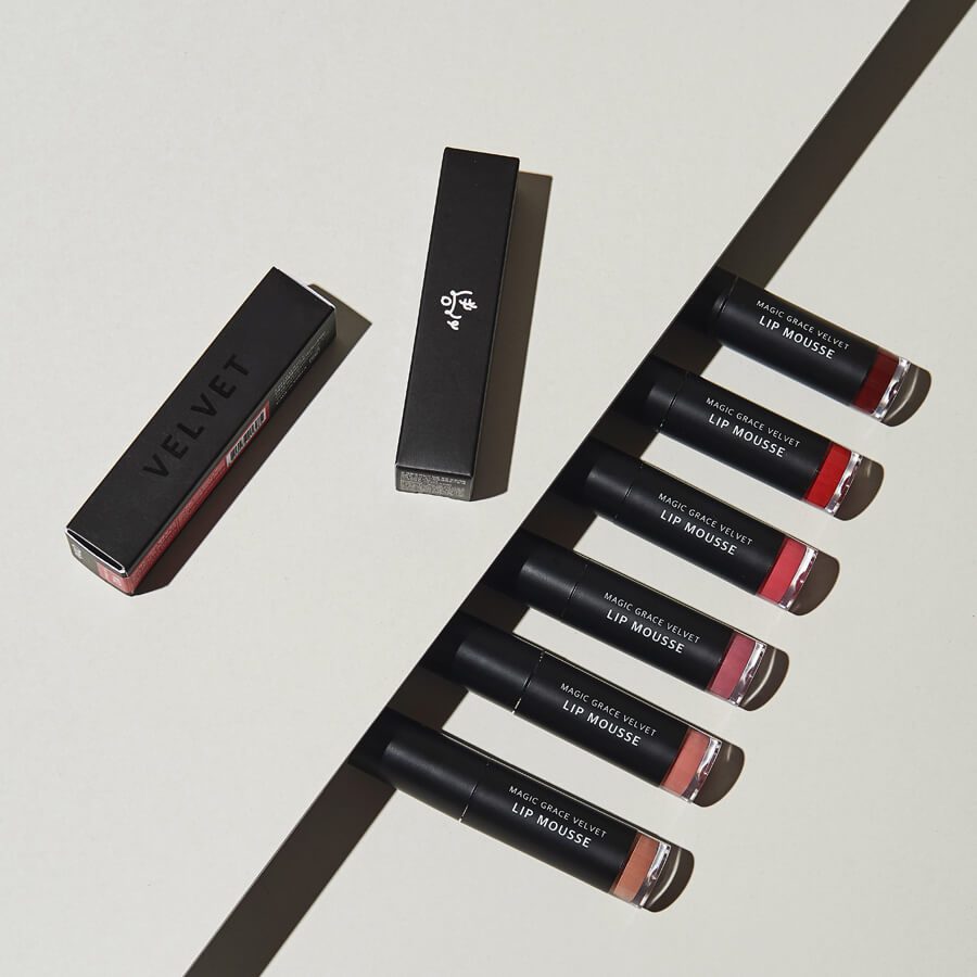 Ottie Magic Grace Velvet Lip Mousse 6- Noble Burgundy Матовая помада для губ (7 мл) Ottie Magic Grace Velvet Lip Mousse 6- Noble Burgundy Матовая помада для губ (7 мл)