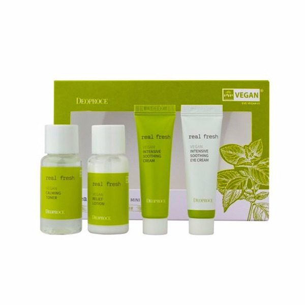 Deoproce Набор уходовый для лица на основе растительных экстрактов  Real Fresh Vegan Mini Kit