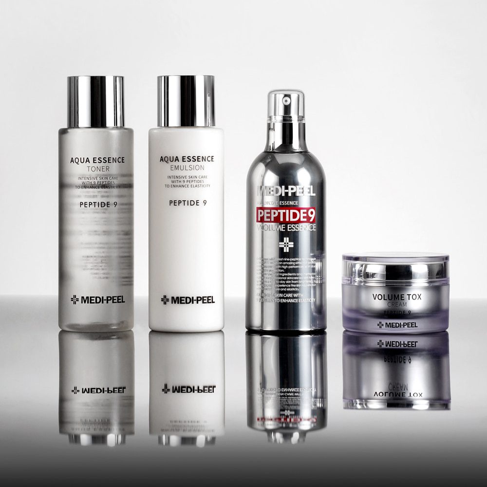 MEDI-PEEL Пептидный тонер-эссенция для зрелой кожи Peptide 9 Aqua Essence Toner MEDI-PEEL Пептидный тонер-эссенция для зрелой кожи Peptide 9 Aqua Essence Toner