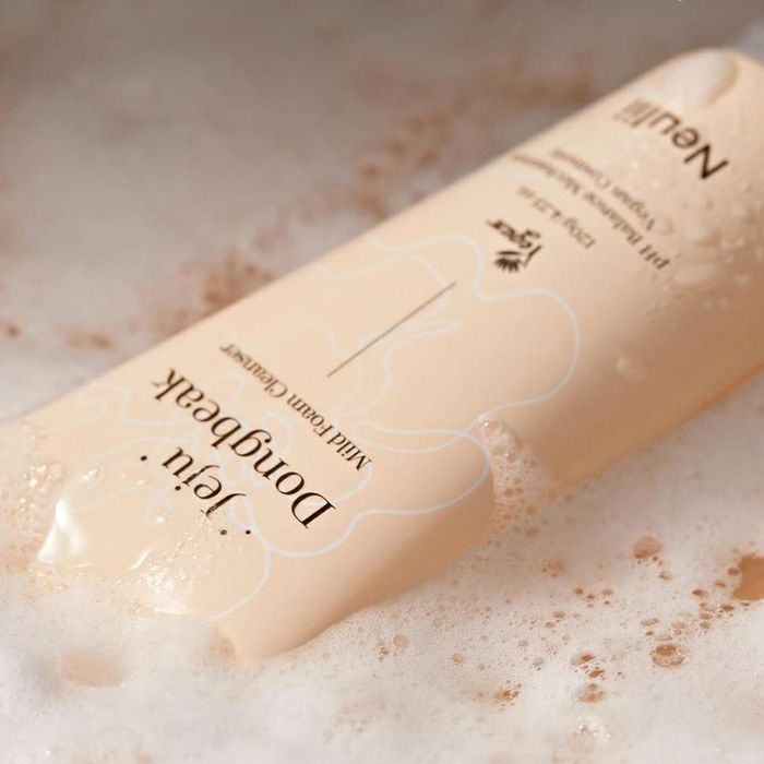 Neulii Пенка для лица очищающая с экстрактом камелии/Jeju Dongbeak Mild Foam Cleanser 30g
