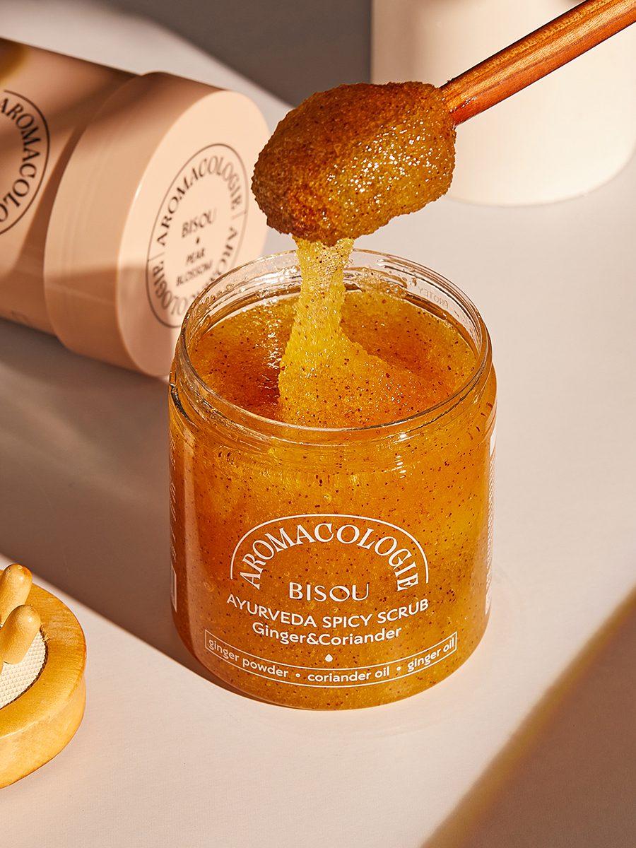Bisou Aromacologie Скраб для тела Пряный имбирь и кориандр, 250 мл Bisou Aromacologie Скраб для тела Пряный имбирь и кориандр, 250 мл