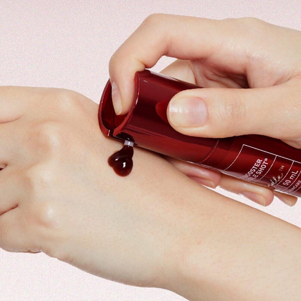 VT Cosmetics Ночная антиоксидантная бустер-сыворотка с микроиглами Red Booster Reedle Shot 700 30ml VT Cosmetics Ночная антиоксидантная бустер-сыворотка с микроиглами Red Booster Reedle Shot 700 30ml