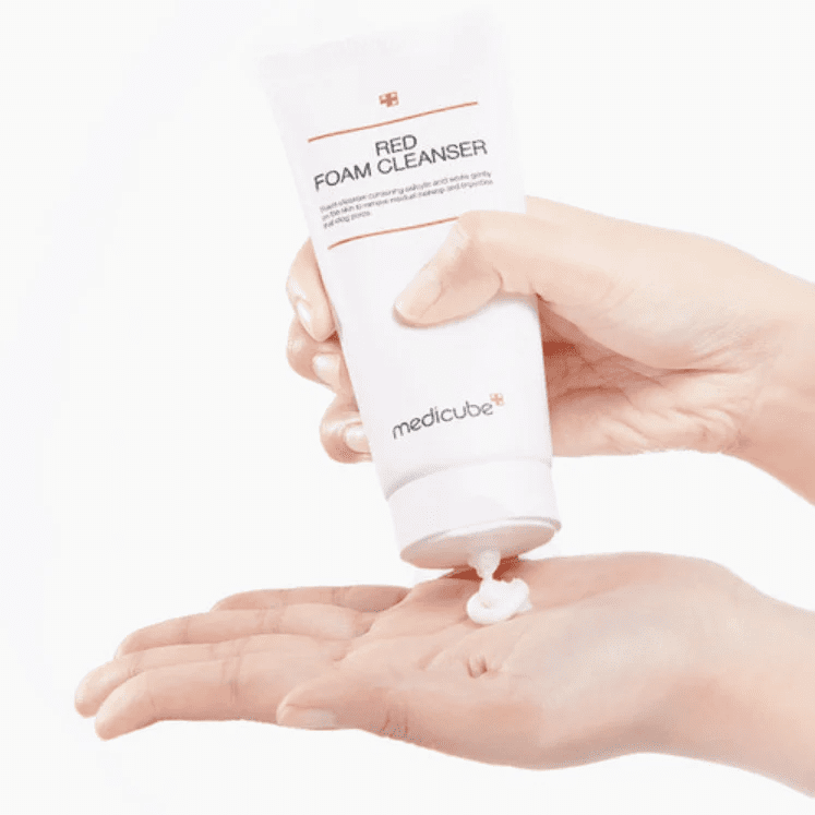 Medicube Противовоспалительная пенка для умывания с салициловой кислотой Red Foam Cleanser 230 мл