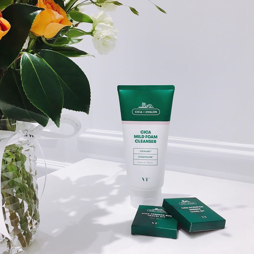 VT Cosmetics Пенка для чувствительной кожи с центеллой Cica Mild Foam Cleanser