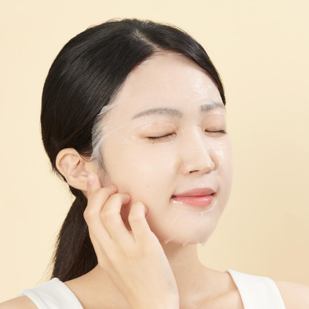 YU.R ME Маска тканевая с экстрактом центеллы азиатской - Centella sheet mask, 1шт