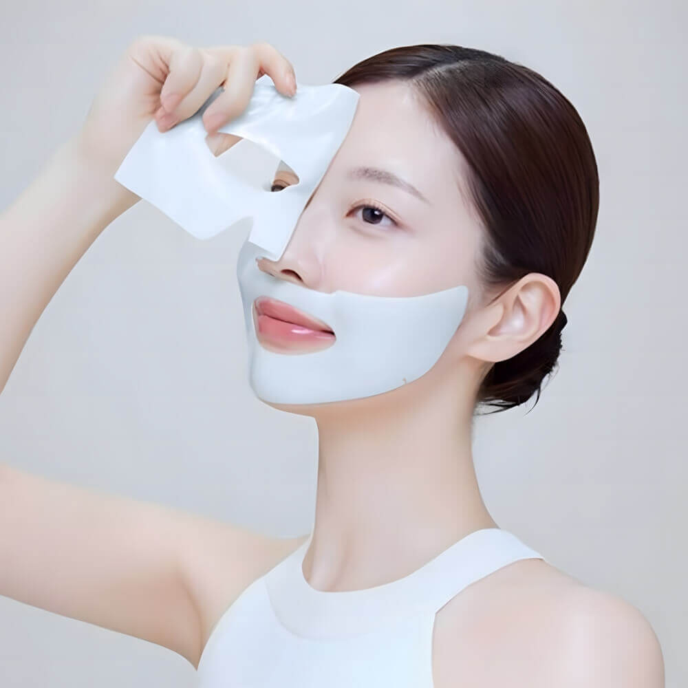 Luvum Тающая гелевая маска с ПДРН и ледниковой водой Glacial Marine Algae PDRN Gel Mask